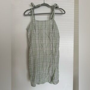 Hollister size medium summer dress green plaid